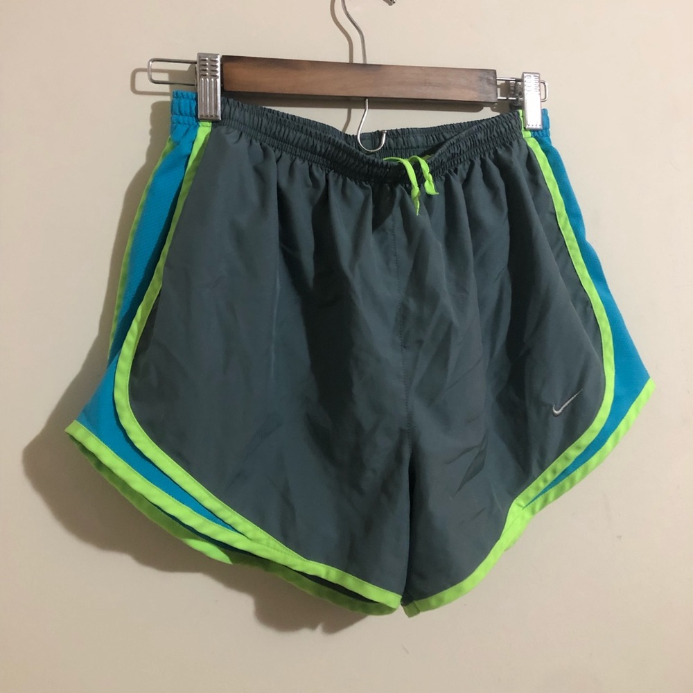 Nike shorts size M NWOT